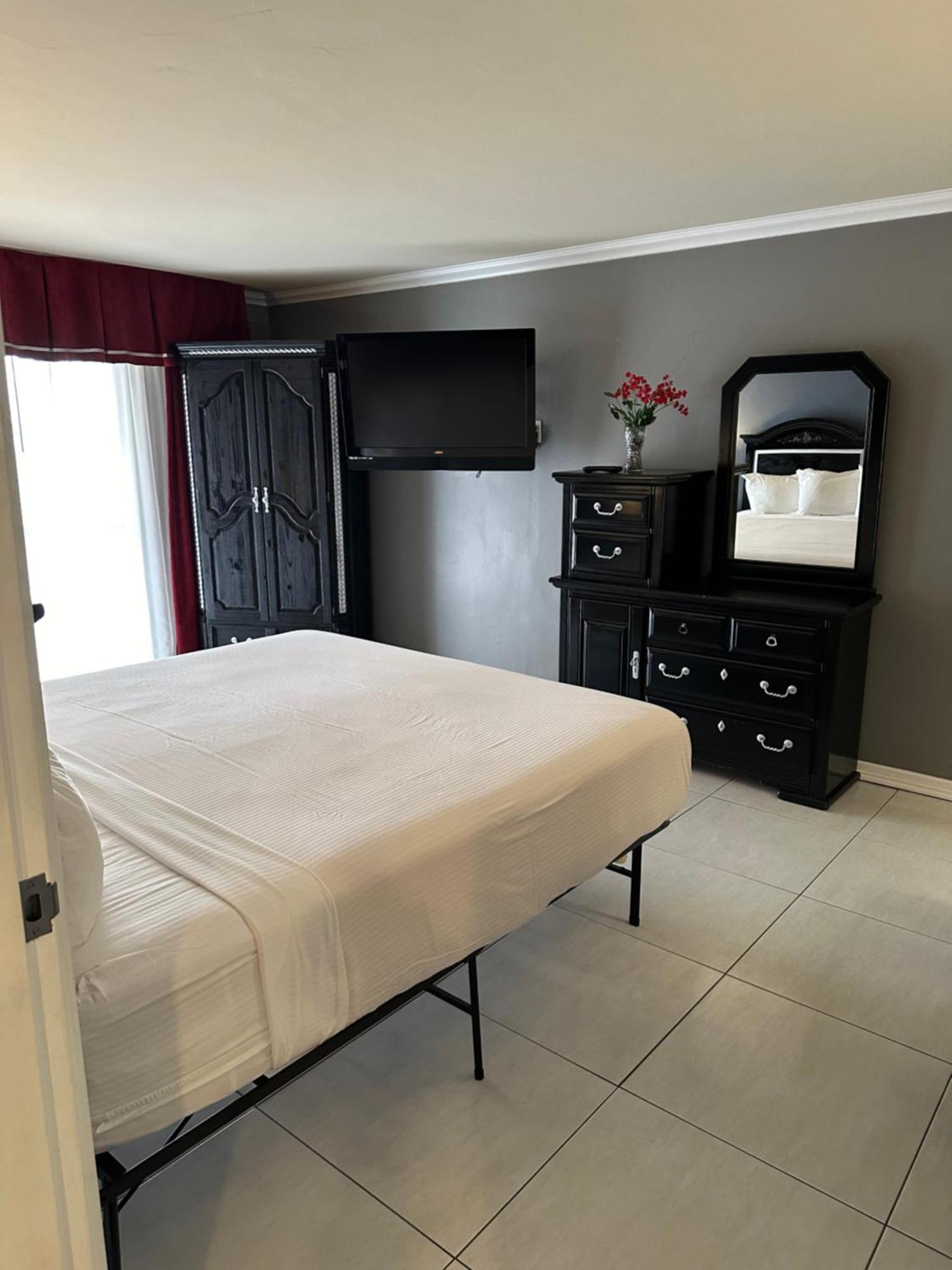 Ramada By Wyndham Las Cruces Hotel & Conference Center Extérieur photo