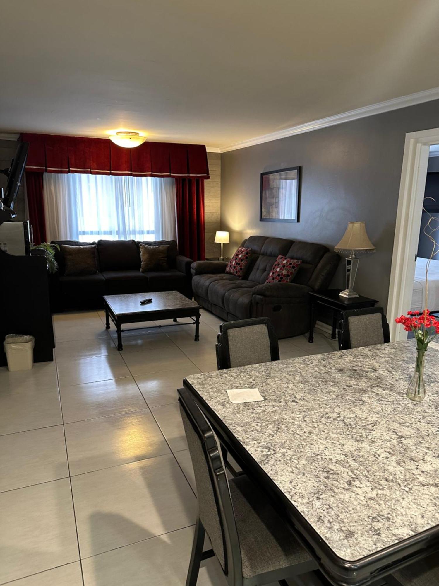 Ramada By Wyndham Las Cruces Hotel & Conference Center Extérieur photo