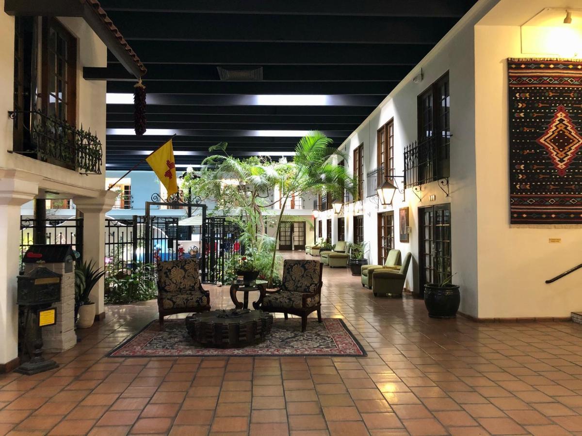 Ramada By Wyndham Las Cruces Hotel & Conference Center Extérieur photo